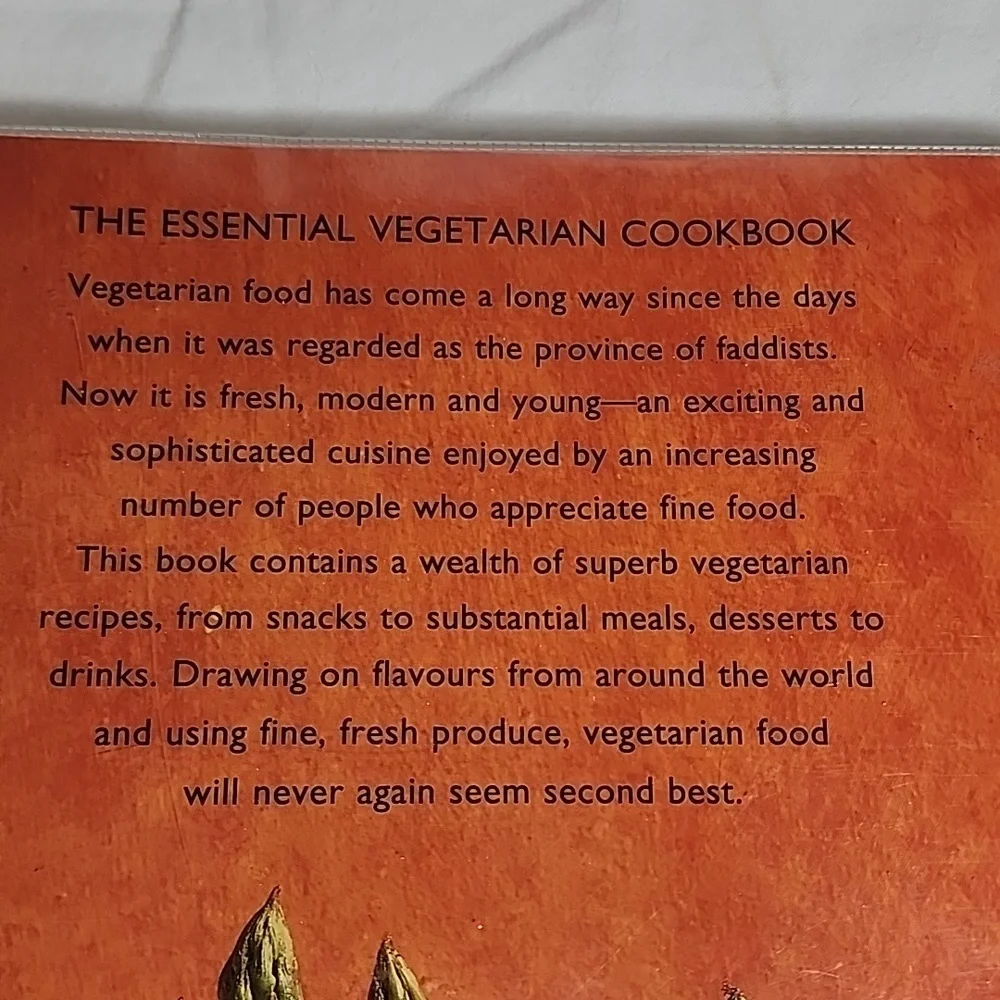 The Essential Vegetarian Cookbook‎